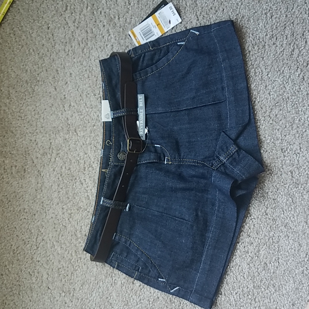 NWT Junior's American Rag dressier denim shorts, Size 3